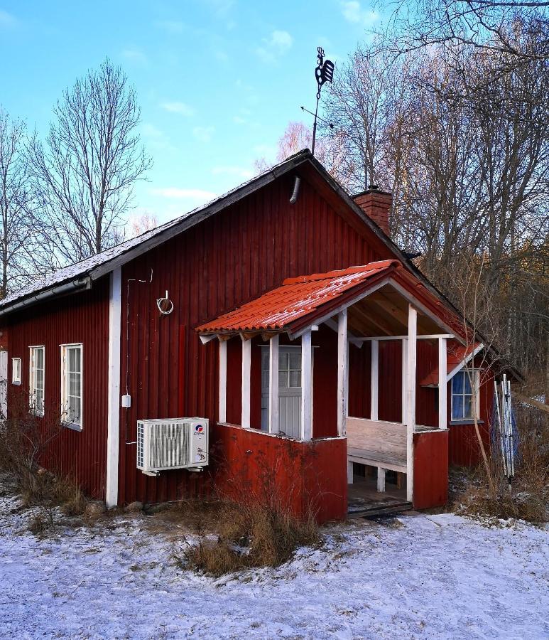 Viken - Cottage By Dalslands Canal Dals Långed Exterior foto